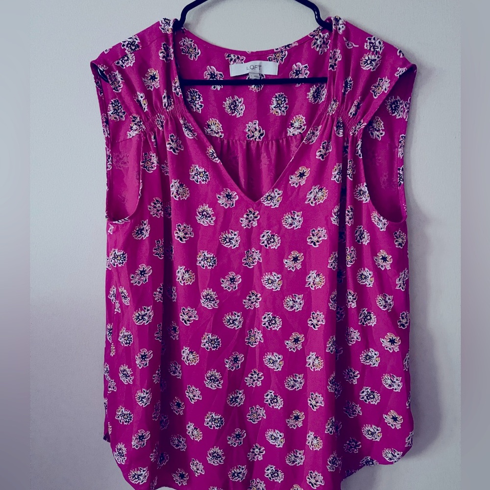 Loft Sleeveless blouse